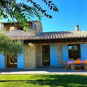 Villa Maison Provençale, Molleges